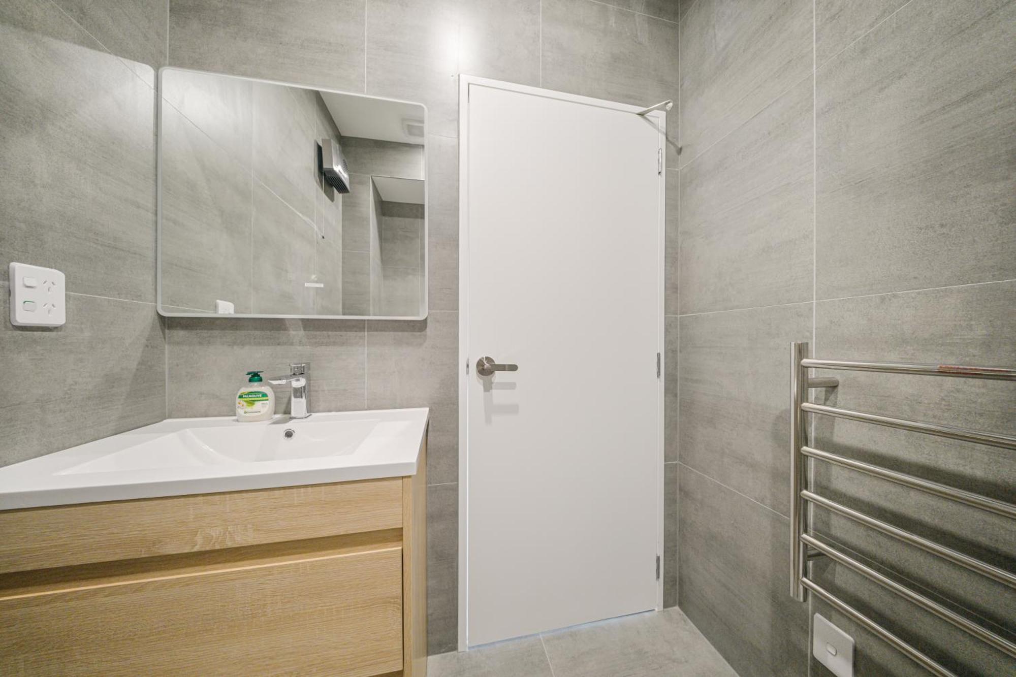 West Harbour Modern 4-Bedroom Retreat Auckland Eksteriør bilde