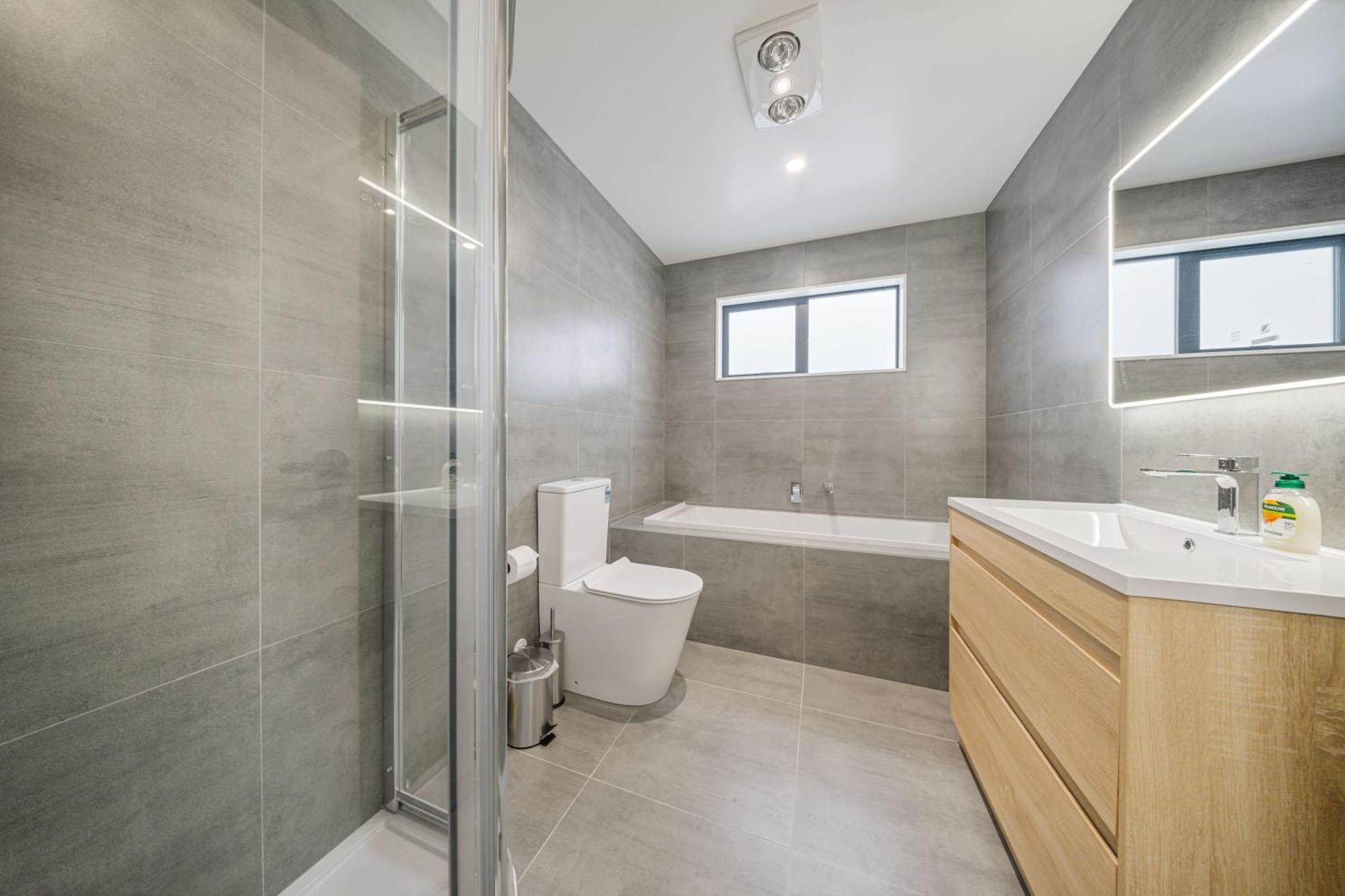 West Harbour Modern 4-Bedroom Retreat Auckland Eksteriør bilde