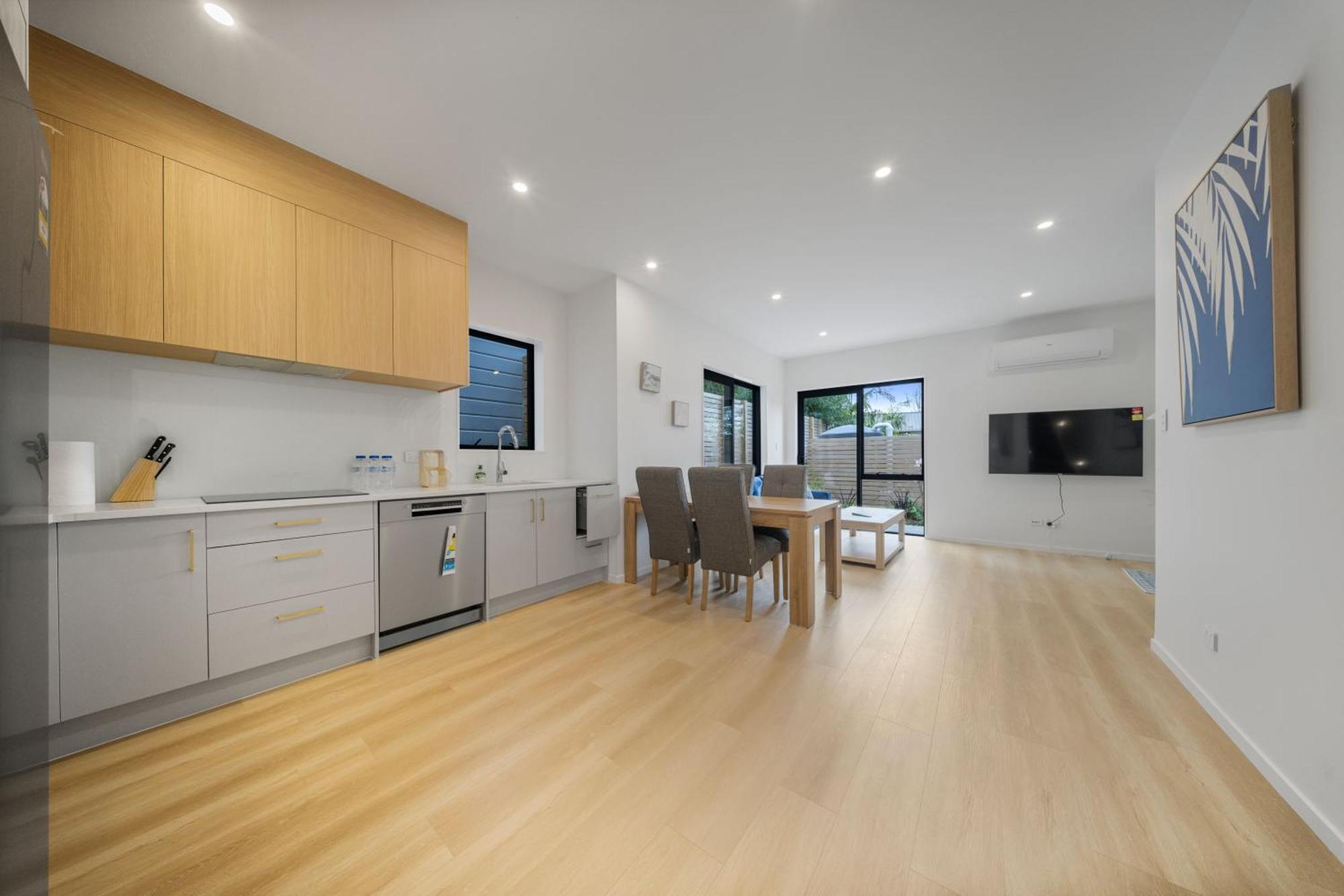 West Harbour Modern 4-Bedroom Retreat Auckland Eksteriør bilde