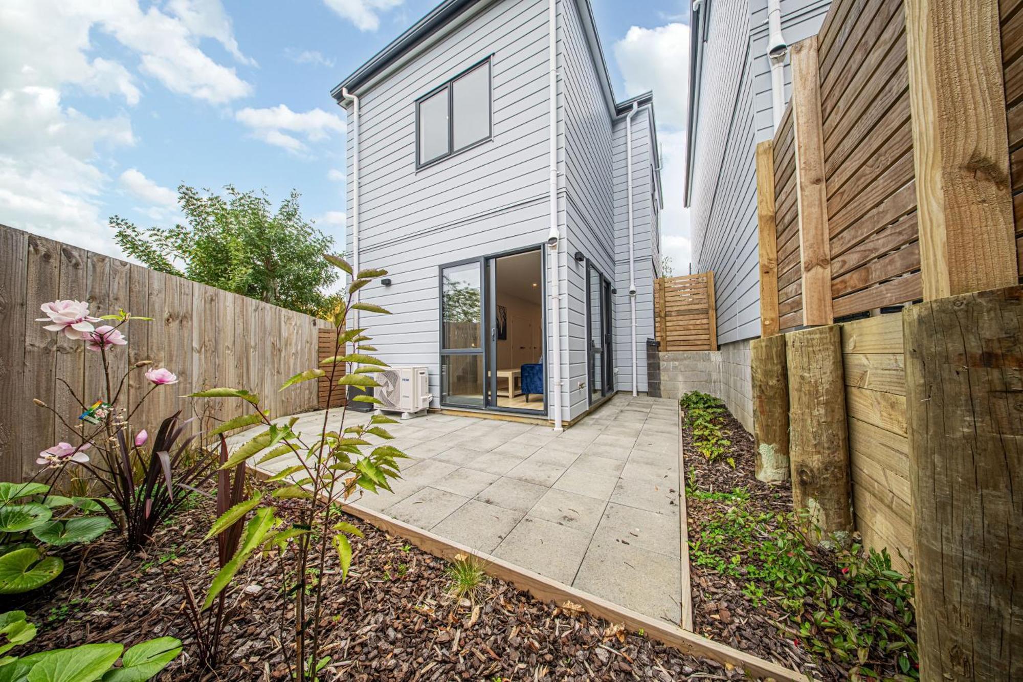 West Harbour Modern 4-Bedroom Retreat Auckland Eksteriør bilde